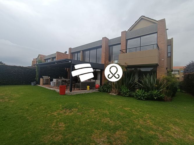 Casa de 3 alcobas en venta en Hacienda Fontanar, Chía, 699 m² · foto 8 de 24