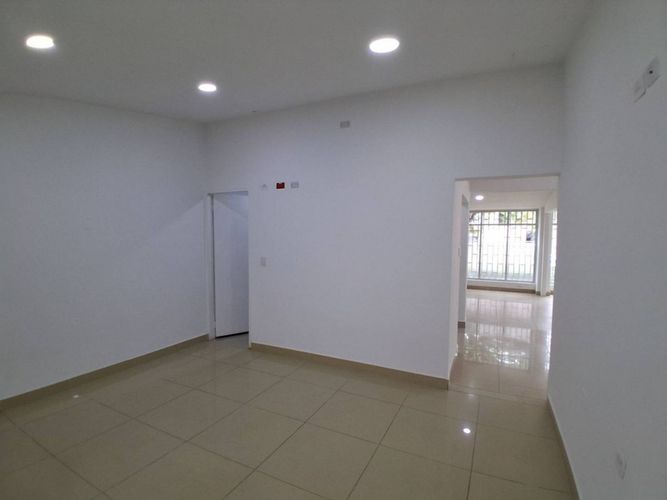 Casa de 7 alcobas en arriendo en Quirinal, Neiva, 221 m² · foto 11 de 22