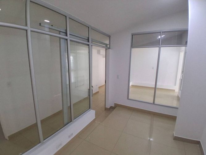 Casa de 7 alcobas en arriendo en Quirinal, Neiva, 221 m² · foto 13 de 22
