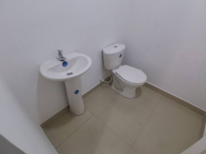 Casa de 7 alcobas en arriendo en Quirinal, Neiva, 221 m² · foto 19 de 22