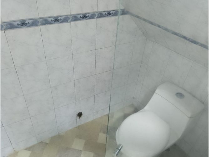 Casa de 5 alcobas en venta en Sucre, Medellín, 130 m² · foto 10 de 18