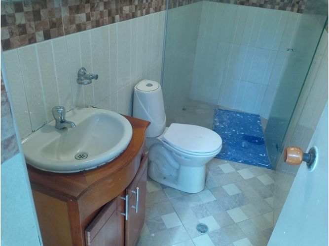 Casa de 5 alcobas en venta en Sucre, Medellín, 130 m² · foto 15 de 18
