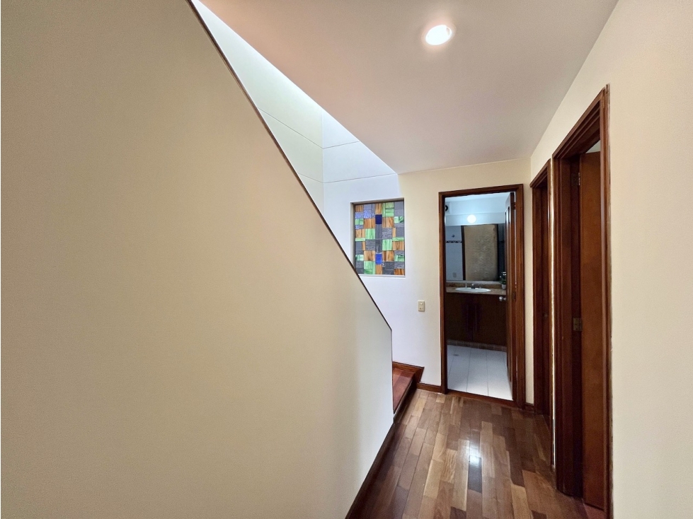 Casa en venta en Colina Campestre, Bogotá · foto 7 de 23