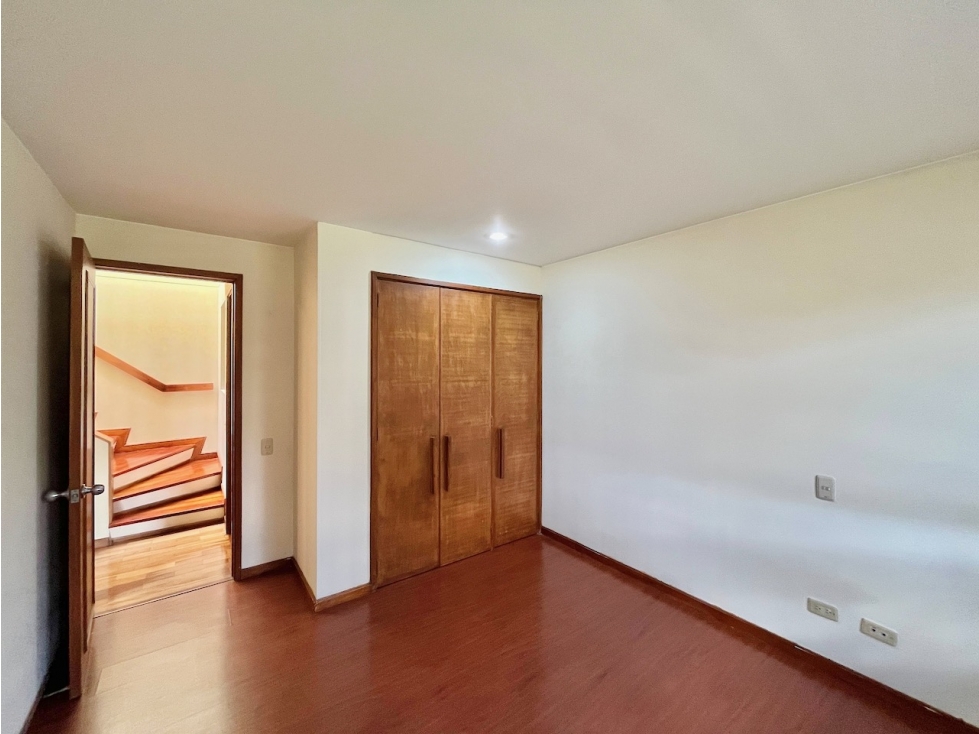 Casa en venta en Colina Campestre, Bogotá · foto 10 de 23