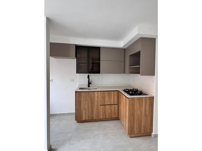 Apartamento de 3 alcobas en venta en Cuchillas De San Jose, Rionegro, 50 m² · foto 4 de 11