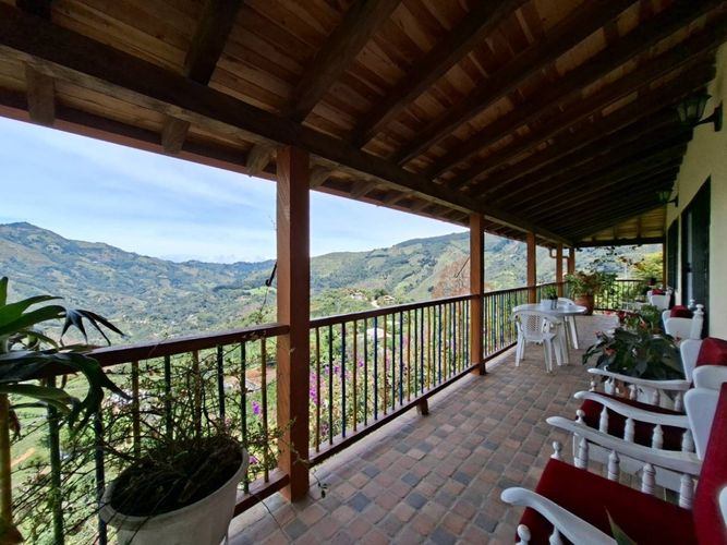 Casa de 2 alcobas en venta en Nazareth, El Retiro, 116 m² · foto 4 de 22