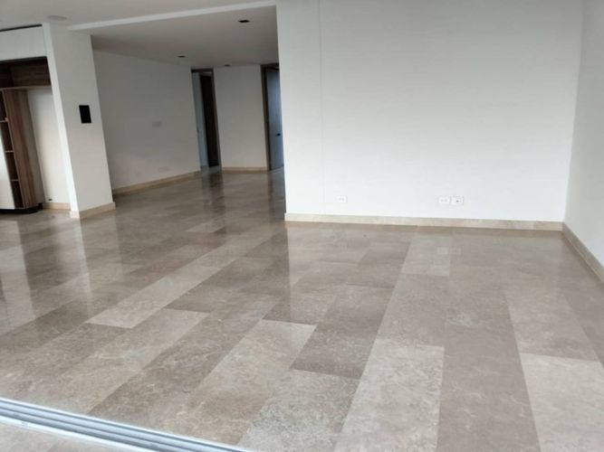 Apartamento en venta en Pance, Cali · foto 7 de 24