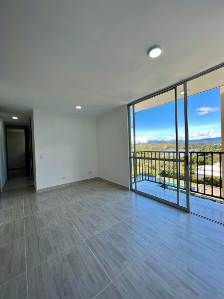 3BR Apartment in Cimarronas (55 m²) for Sale - 3