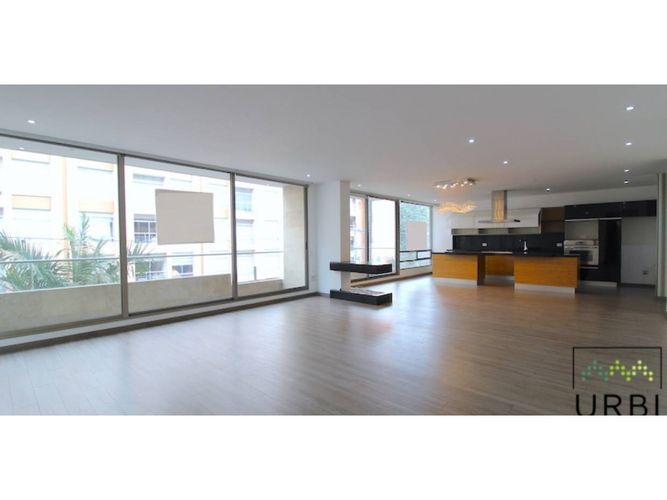 Apartamento en venta en Chico Norte, Bogotá · foto 2 de 20