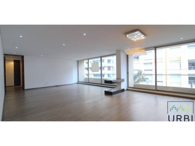 Apartamento en venta en Chico Norte, Bogotá · foto 3 de 20