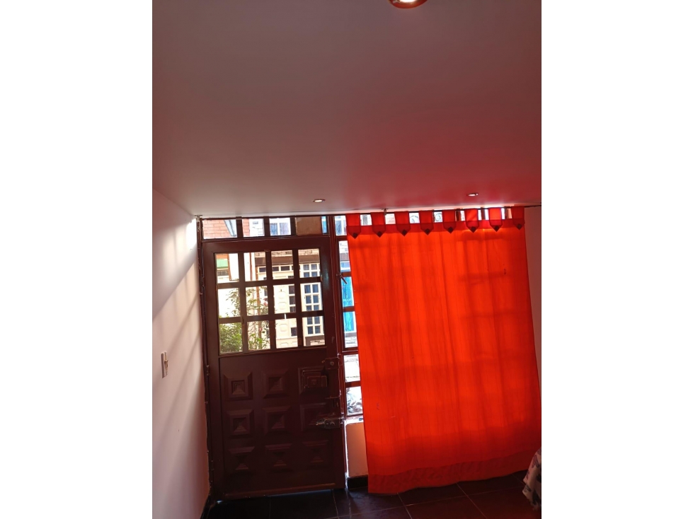 Casa en venta en Bella Vista, Bogotá · foto 3 de 18
