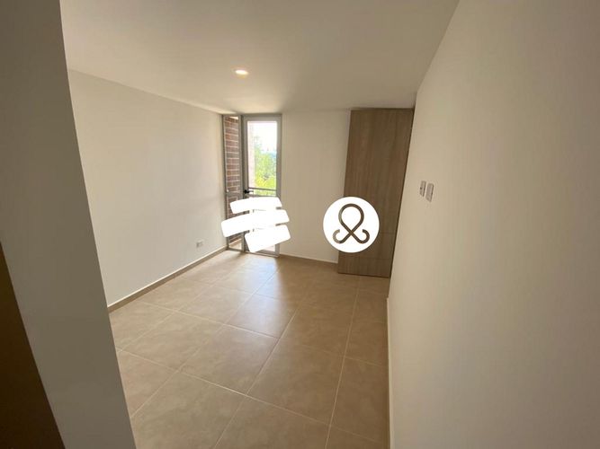 Apartamento de 2 alcobas en venta en Campo Alegre, Marinilla, 67 m² · foto 2 de 10