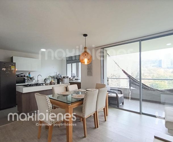 Apartamento de 3 alcobas en arriendo en Las Cometas, Envigado, 95 m² · foto 5 de 17