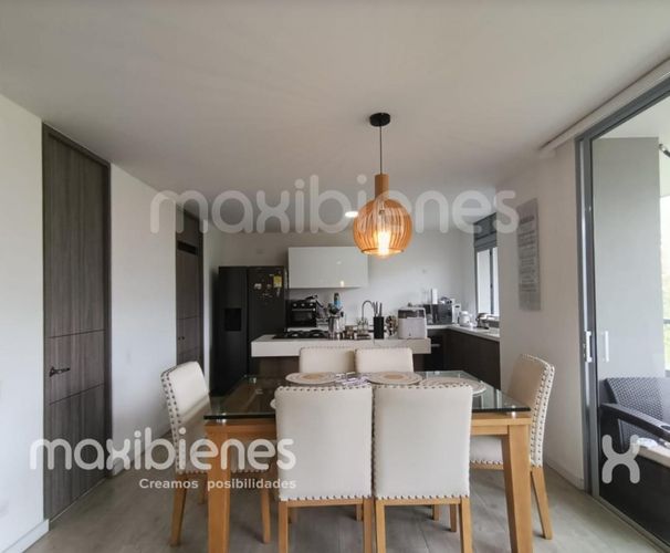 Apartamento de 3 alcobas en arriendo en Las Cometas, Envigado, 95 m² · foto 6 de 17