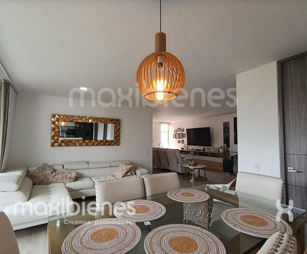 Apartamento de 3 alcobas en arriendo en Las Cometas, Envigado, 95 m² · foto 7 de 17