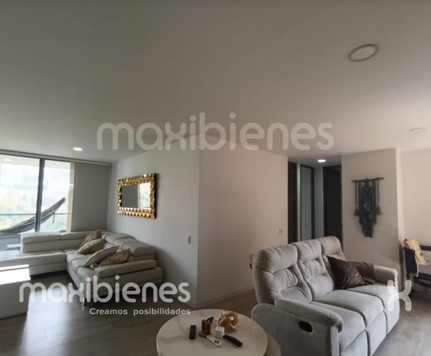 Apartamento de 3 alcobas en arriendo en Las Cometas, Envigado, 95 m² · foto 10 de 17