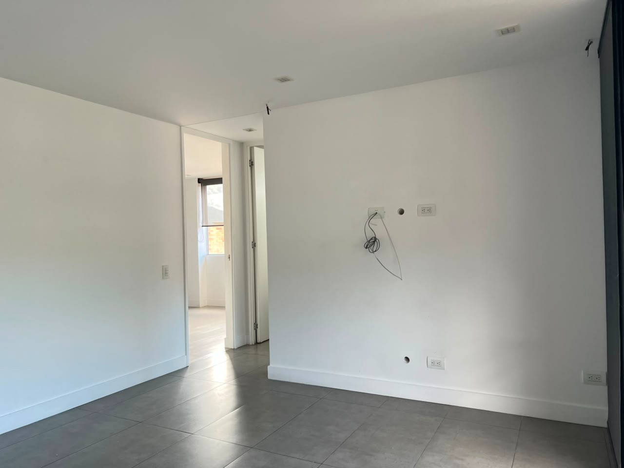 Apartamento en venta en Loma Del Esmeraldal, Envigado · foto 12 de 15