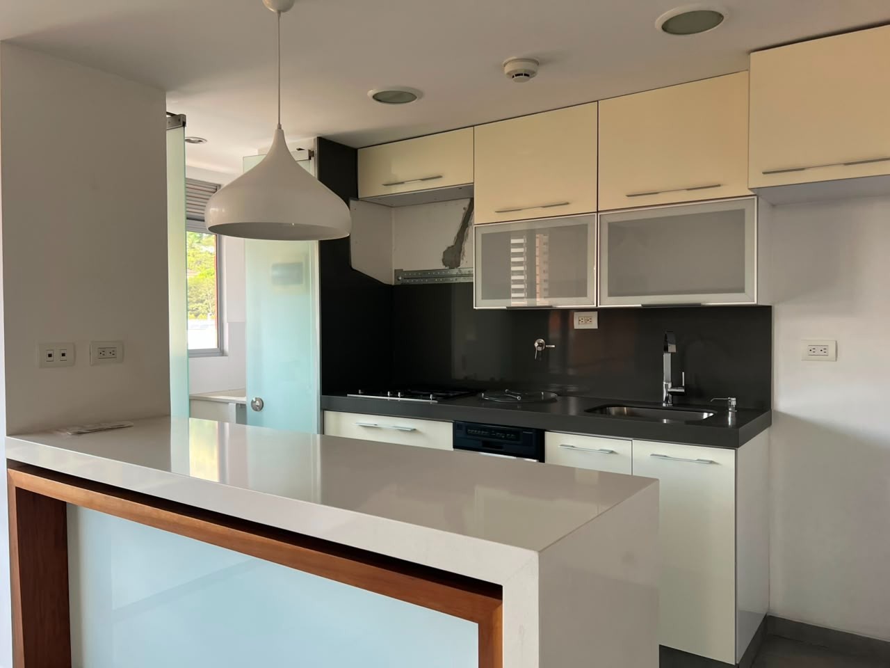 Apartamento en venta en Loma Del Esmeraldal, Envigado · foto 3 de 15