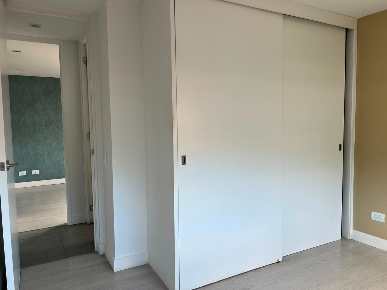 Apartamento en venta en Loma Del Esmeraldal, Envigado · foto 10 de 15