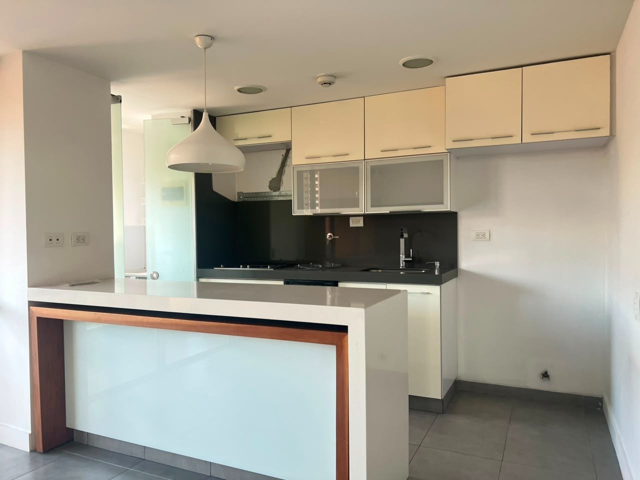 Apartamento en venta en Loma Del Esmeraldal, Envigado · foto 11 de 15