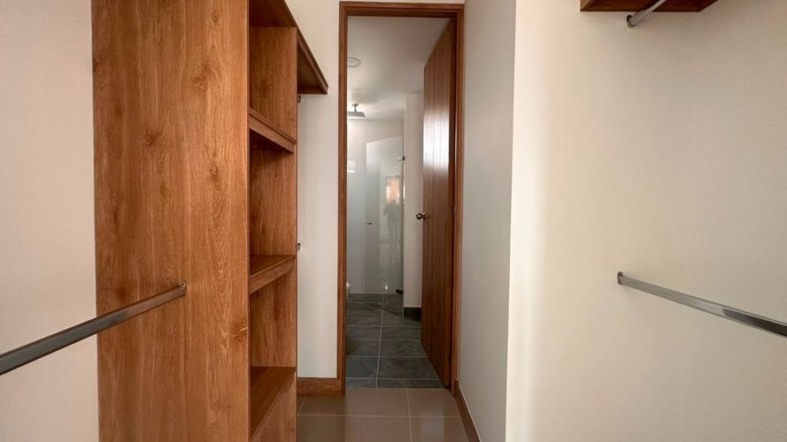 Apartamento de 3 alcobas en venta en La Floresta, Medellín, 84 m² · foto 14 de 17