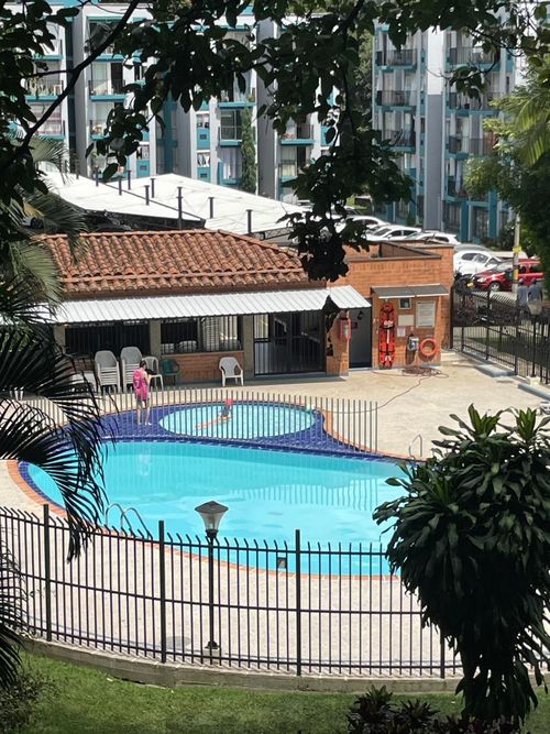 Apartamento de 3 alcobas en venta en Vereda Los Gomez, Itagüí, 64 m² · foto 11 de 24