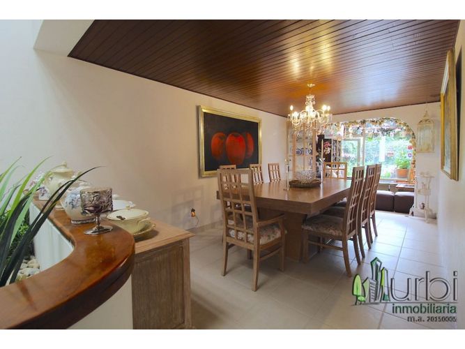 Casa en venta en Pasadena, Bogotá · foto 2 de 20