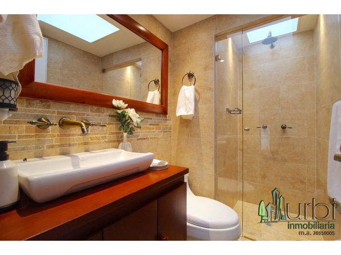 Casa en venta en Pasadena, Bogotá · foto 9 de 20