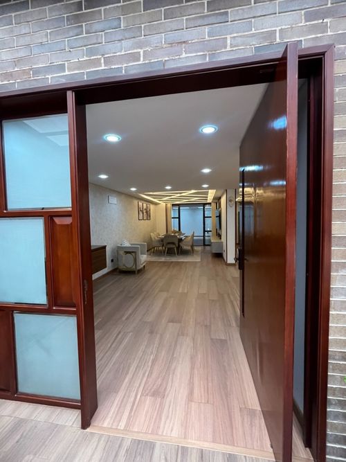 Casa de 4 alcobas en venta en Popular Modelo, Bogotá, 280 m² · foto 2 de 24