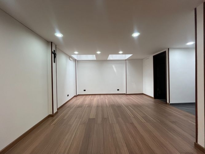 Casa de 4 alcobas en venta en Popular Modelo, Bogotá, 280 m² · foto 10 de 24