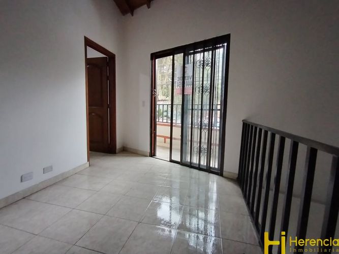Casa de 3 alcobas en venta en Colasania, Medellín, 220 m² · foto 5 de 22