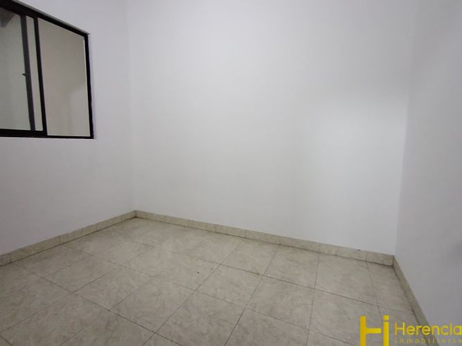 Casa de 3 alcobas en venta en Colasania, Medellín, 220 m² · foto 18 de 22