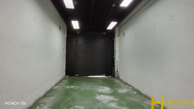 Bodega en venta en Monteazul, Sabaneta, 809 m² · foto 5 de 24