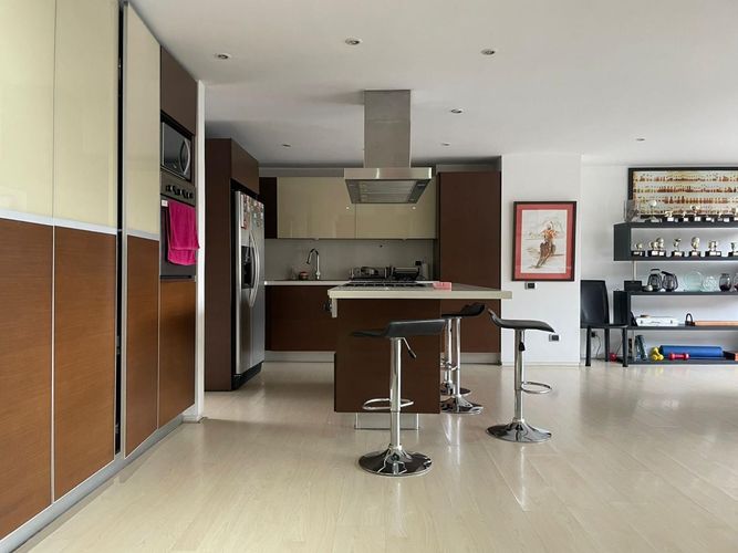 Apartamento de 3 alcobas en venta en Chapinero Alto, Bogotá, 200 m² · foto 8 de 21