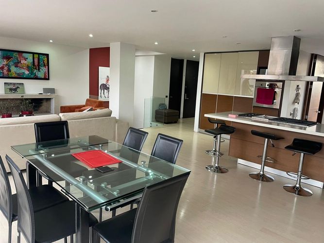 Apartamento de 3 alcobas en venta en Chapinero Alto, Bogotá, 200 m² · foto 10 de 21