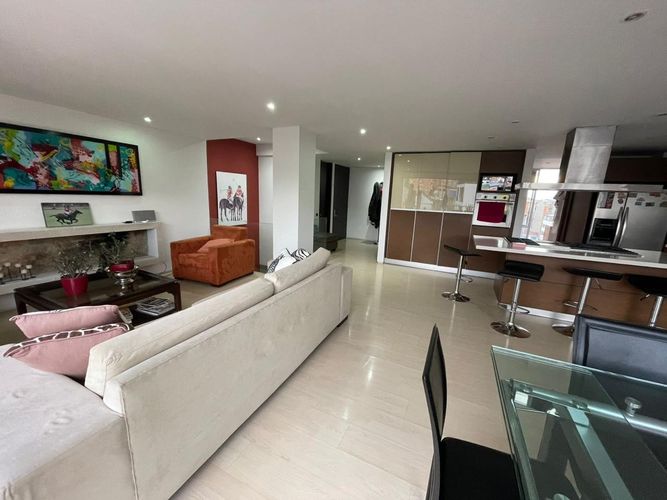 Apartamento de 3 alcobas en venta en Chapinero Alto, Bogotá, 200 m² · foto 9 de 21
