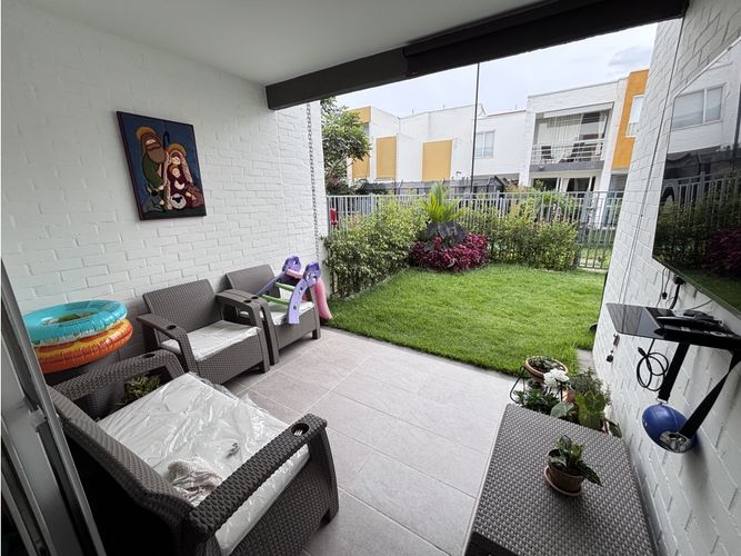 Casa de 4 alcobas en venta en El Castillo, Jamundí, 145 m² · foto 3 de 22
