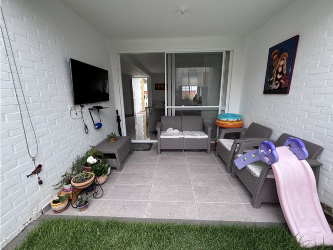 Casa de 4 alcobas en venta en El Castillo, Jamundí, 145 m² · foto 5 de 22