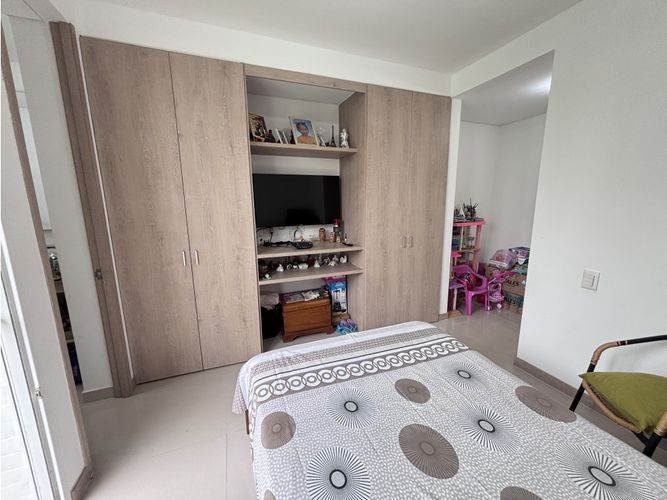 Casa de 4 alcobas en venta en El Castillo, Jamundí, 145 m² · foto 11 de 22