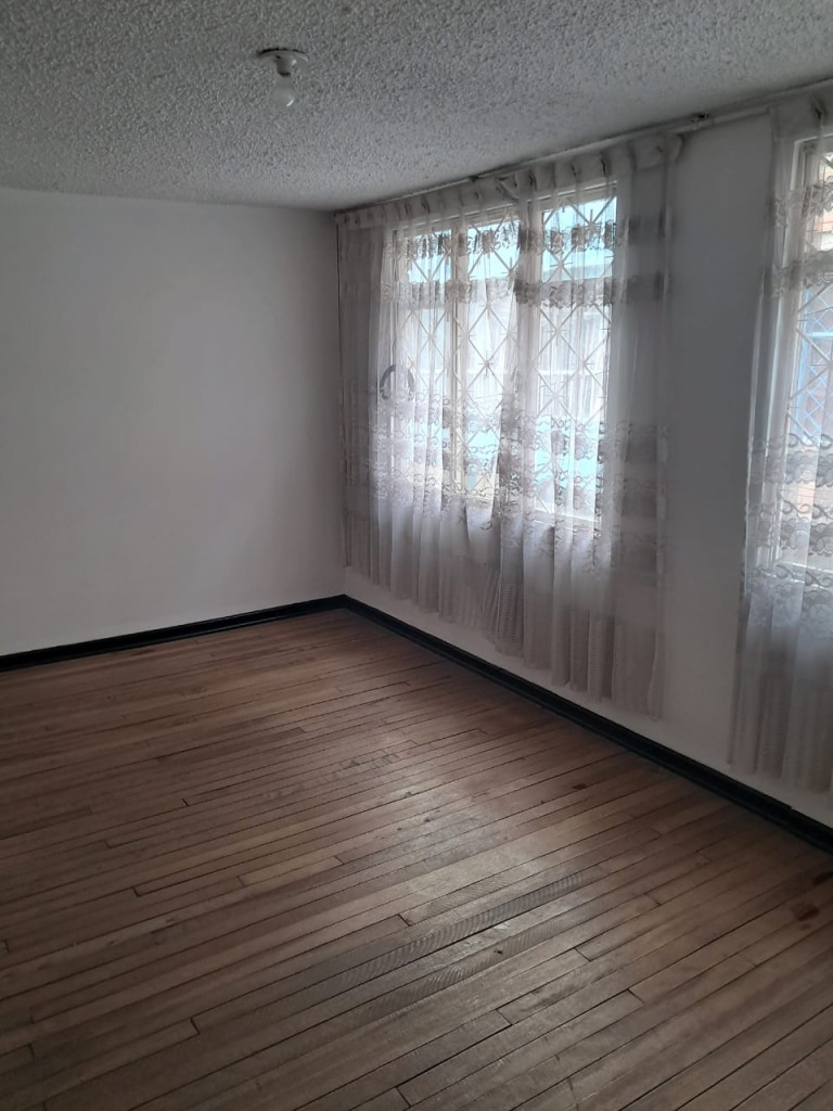 Casa en venta en Britalia, Bogotá · foto 12 de 23