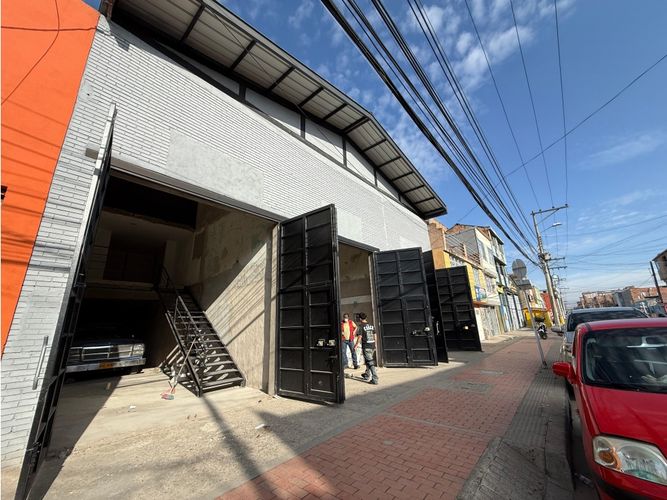 Bodega en venta en Leon Xiii, Soacha, 384 m² · foto 6 de 11