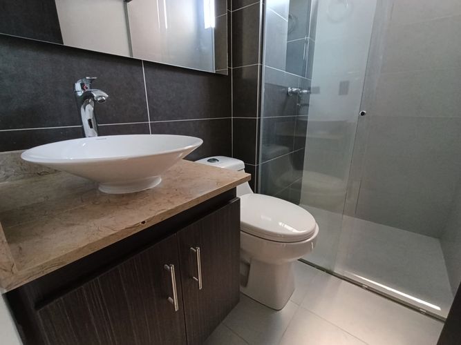 Apartamento de 3 alcobas en arriendo en Loma Del Escobero, Envigado, 104 m² · foto 13 de 16