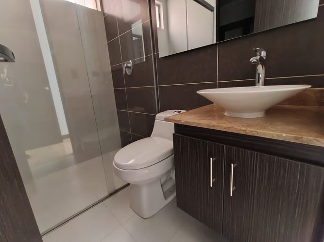 Apartamento de 3 alcobas en arriendo en Loma Del Escobero, Envigado, 104 m² · foto 14 de 16