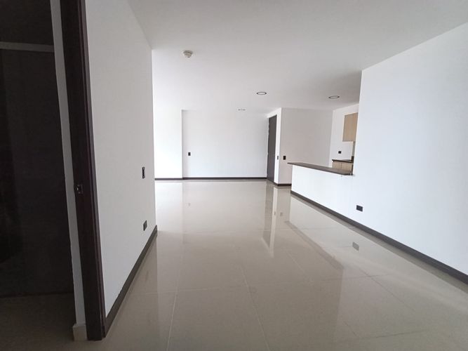 Apartamento de 3 alcobas en arriendo en Loma Del Escobero, Envigado, 104 m² · foto 16 de 16