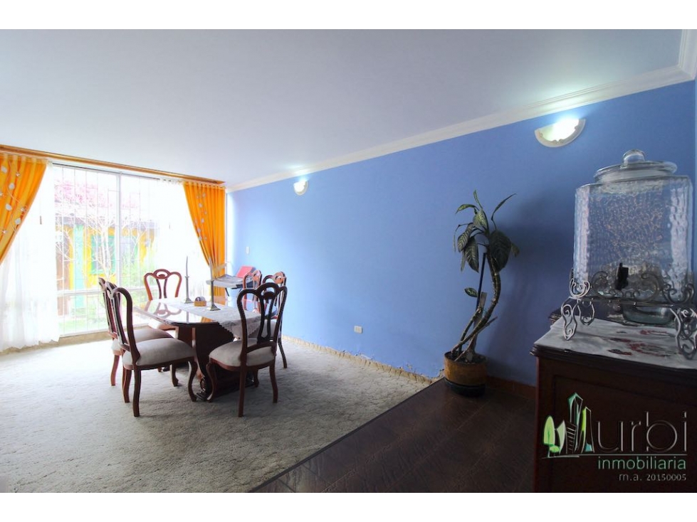 Casa en venta en Niza, Bogotá · foto 3 de 20