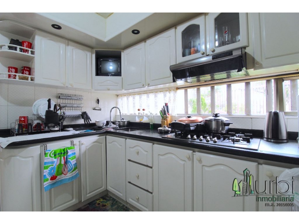 Casa en venta en Niza, Bogotá · foto 5 de 20