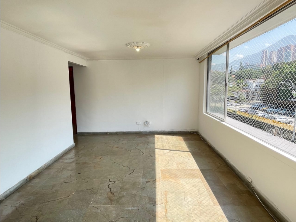 Apartment for sale in El Poblado, Medellín 3