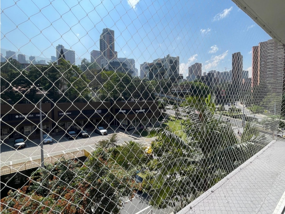 Apartment for sale in El Poblado, Medellín 4
