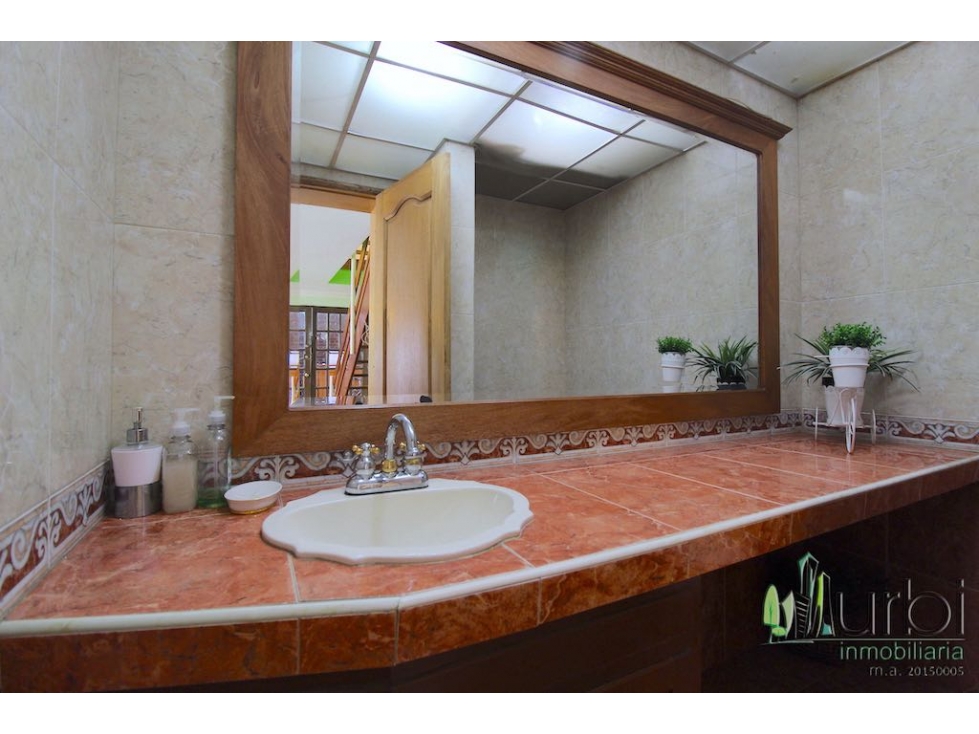 Casa en venta en Niza, Bogotá · foto 8 de 20