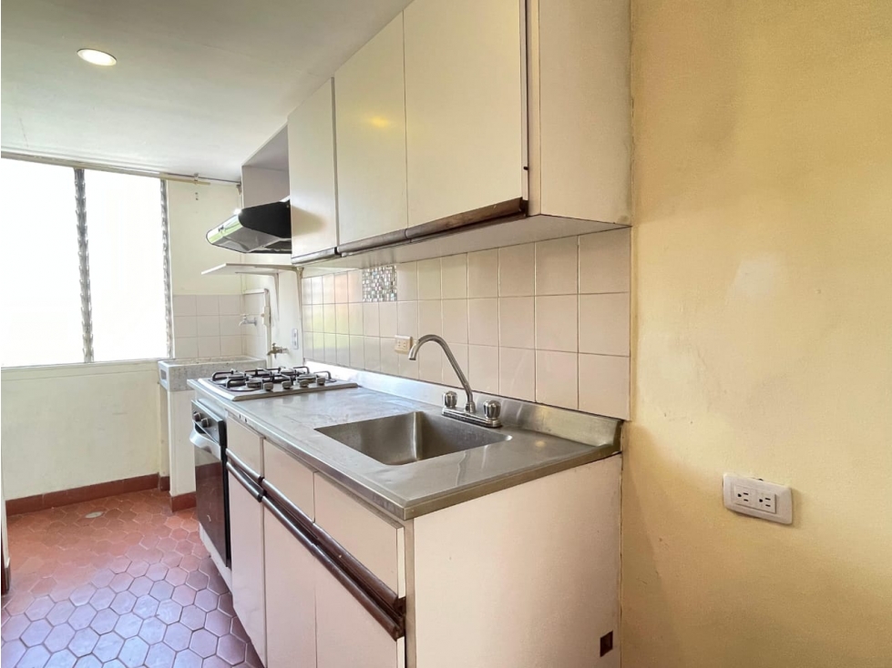 Apartamento en venta en El Poblado, Medellín · foto 6 de 15